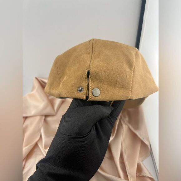 Classic Beige Suede Newsboy Flat Cap - Picture 8 of 9